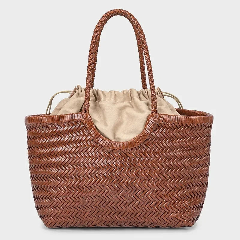 Designer Straw Woven Women's Tote Bag Large Capacity Dumpling-shaped Straw Woven Shoulder Bag Fashion Wing-shaped Shoulder Bag
