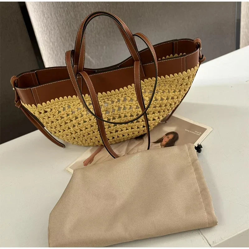 Designer Straw Woven Women's Tote Bag Large Capacity Dumpling-shaped Straw Woven Shoulder Bag Fashion Wing-shaped Shoulder Bag