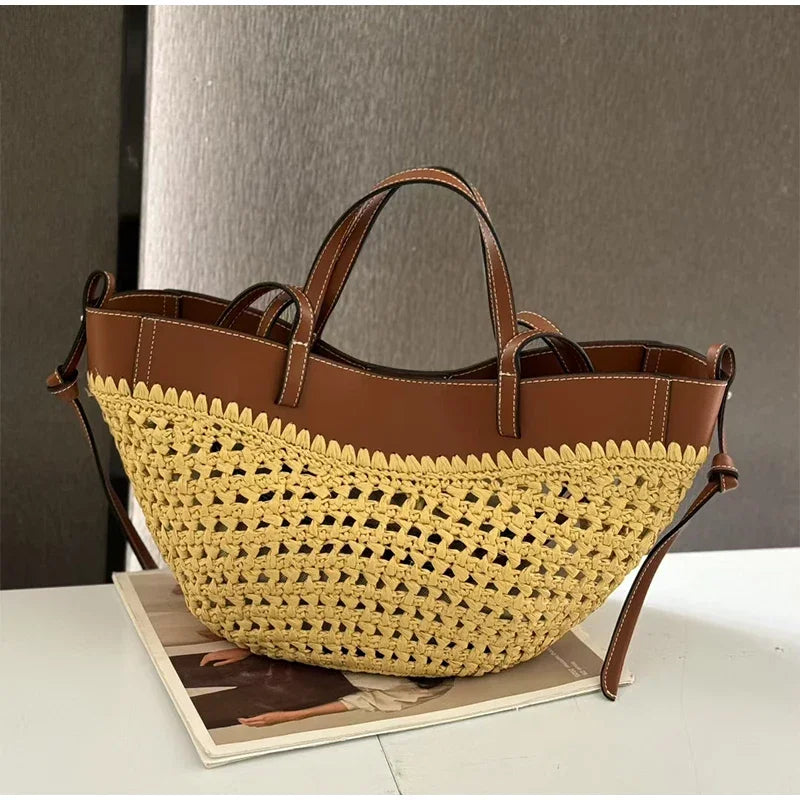 Designer Straw Woven Women's Tote Bag Large Capacity Dumpling-shaped Straw Woven Shoulder Bag Fashion Wing-shaped Shoulder Bag