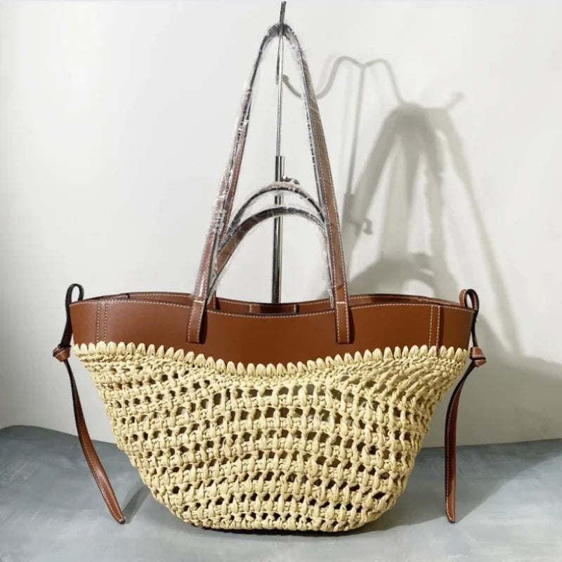 Designer Straw Woven Women's Tote Bag Large Capacity Dumpling-shaped Straw Woven Shoulder Bag Fashion Wing-shaped Shoulder Bag
